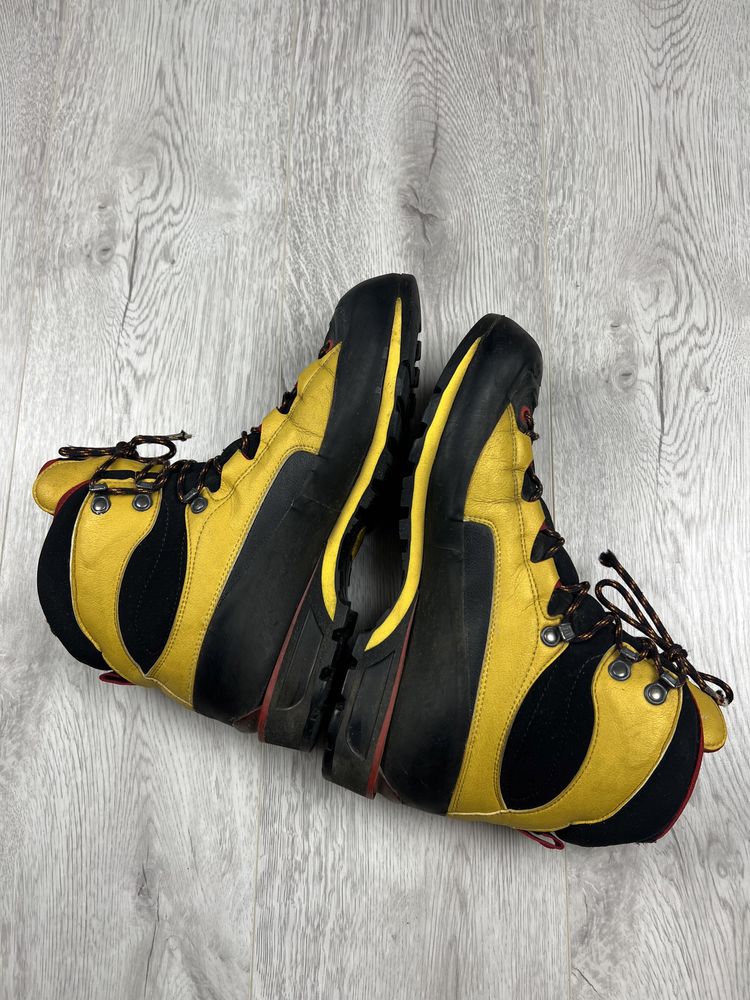 Ботінки черевики La Sportiva Gore Tex  43 розмір 27.5 cм