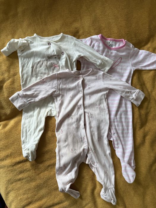 Чоловічки на дівчинку 3-6м безкоштовно