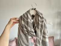Szary szalik Banana Republic scarf wełna merino wool kaszmir w prążki