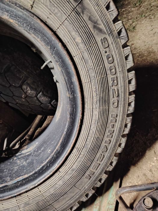 Opony R20 .9.00 firmy Kama ruskie mocne