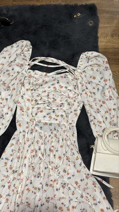 Сукня. Лот суконь