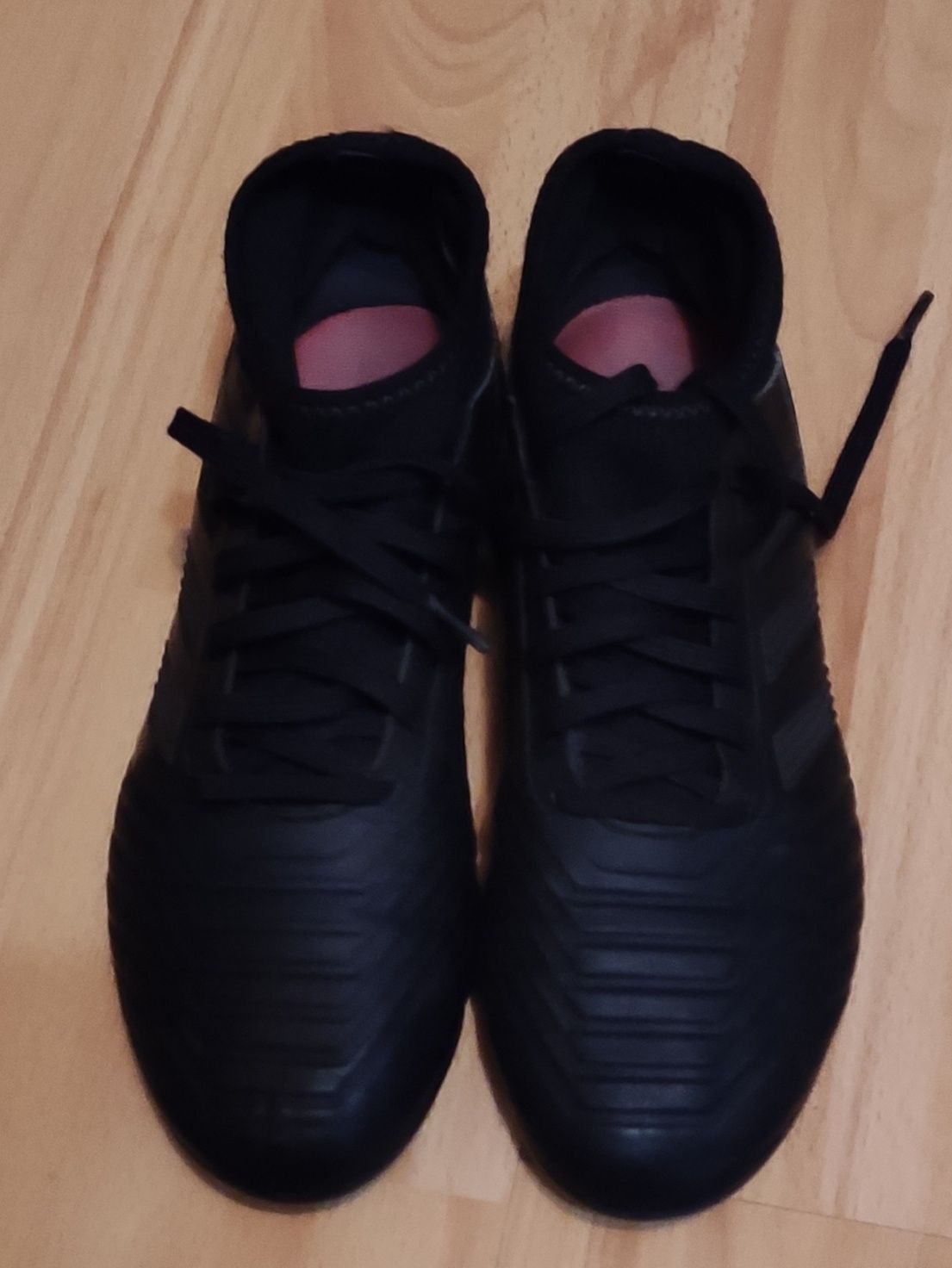 Adidas Predator розмір 38-39