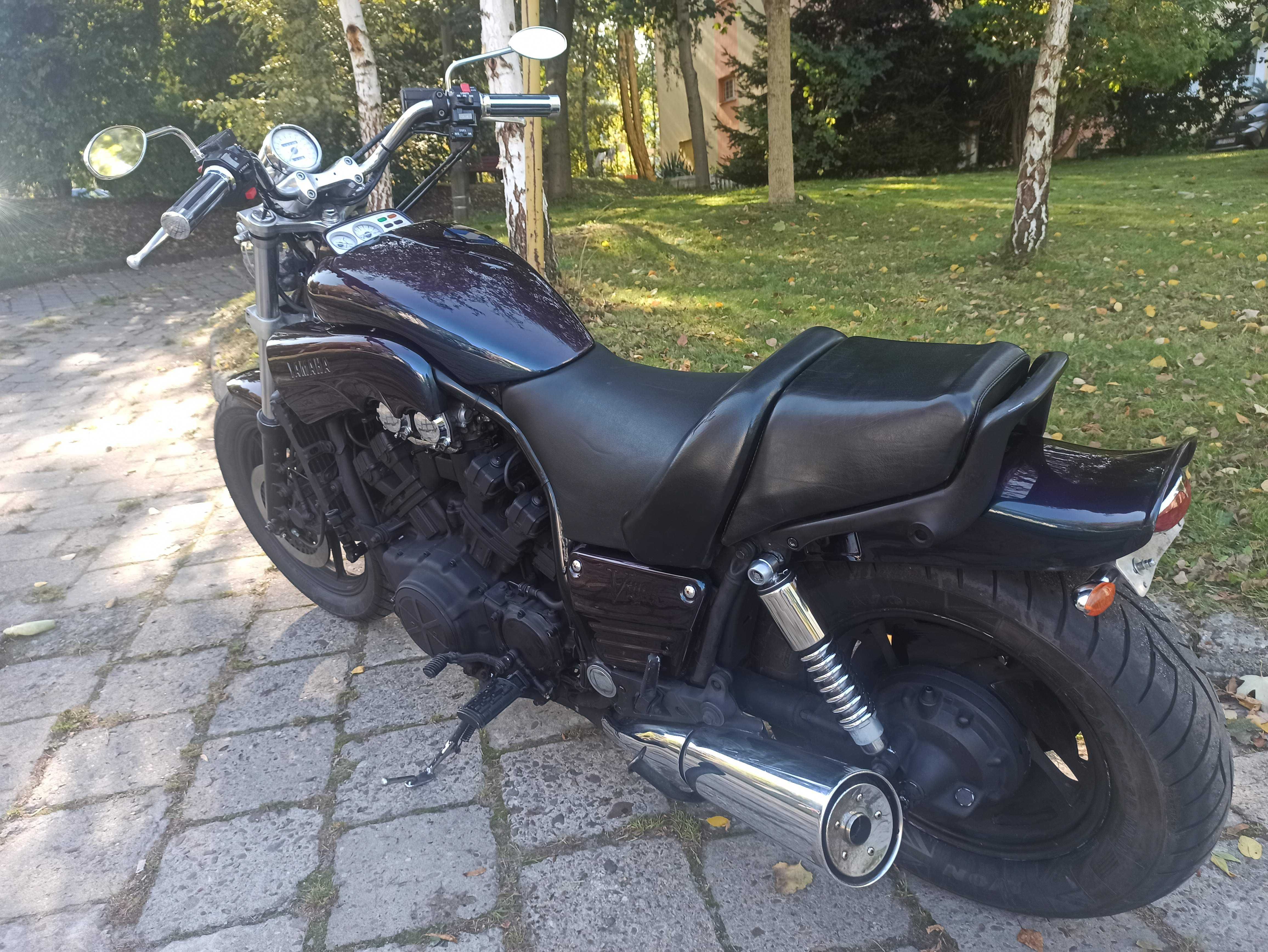 Yamaha VMX 1200 V-Max + V-Boost Szwajcar