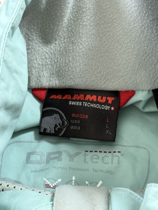 Kurtka mammut wiatrowka posiada plany rozmiar L