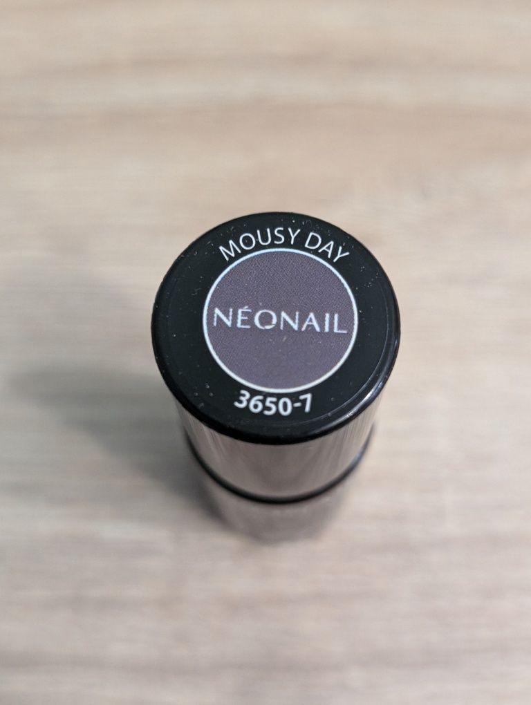 Nowy lakier hybrydowy neonail mousy day 3650-7 manicure pedicure