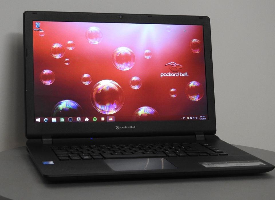 Laptop Packard bell z5wgm 1000gb 8gb ram easynote ENTF71BM Intel acer