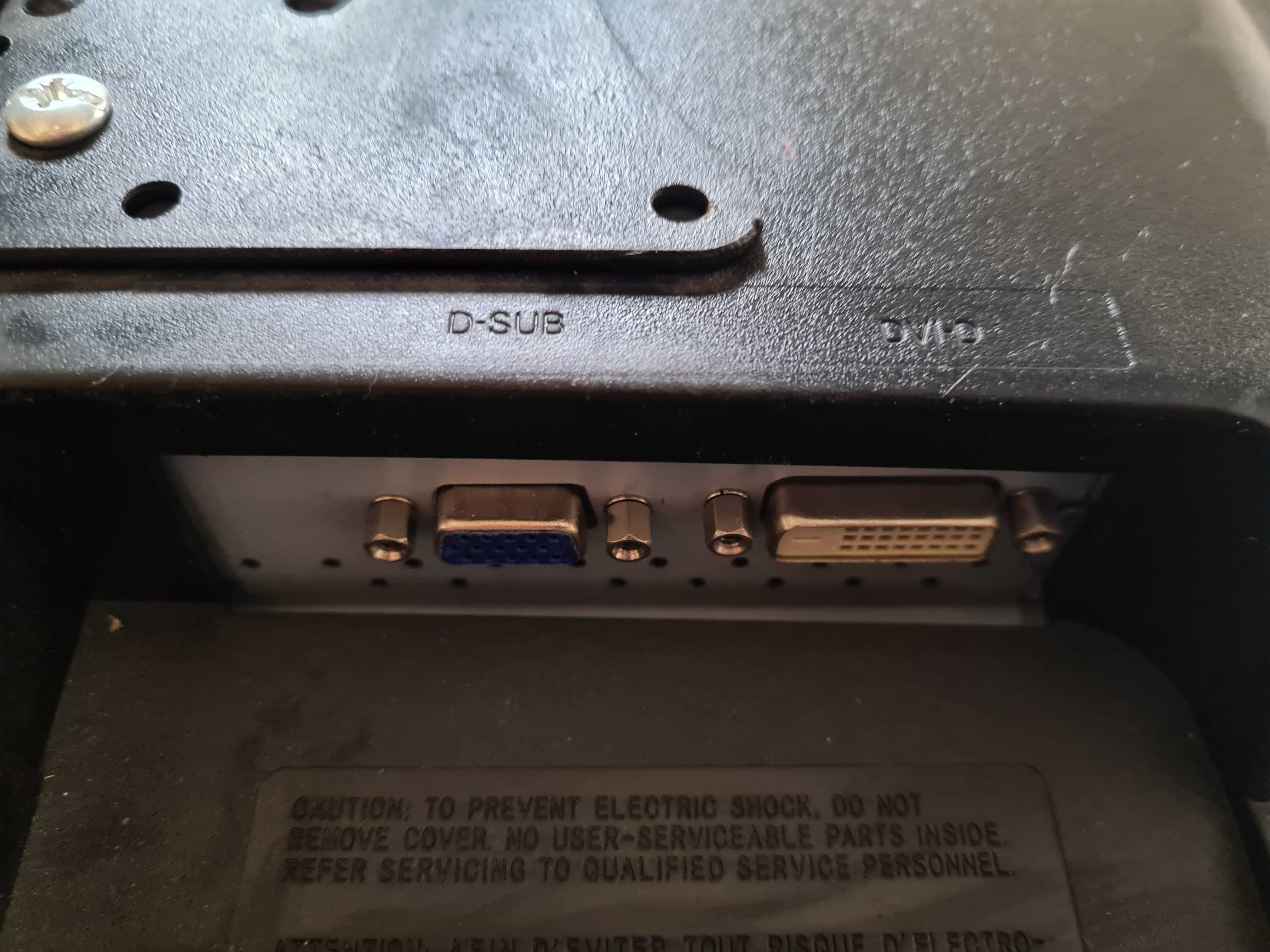 Monitor LG 22 cale