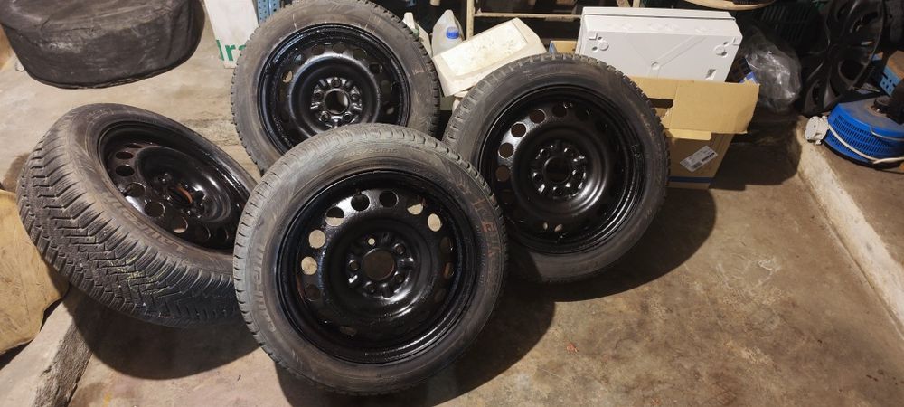 Komplet kół zimowych/ r16 i30/ceed III gen.,mazda 3,5x114.3 z czujnika