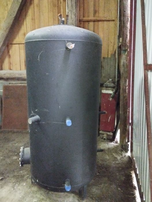 Bufor ciepła kombinowany 1000 l  plus 140 l
