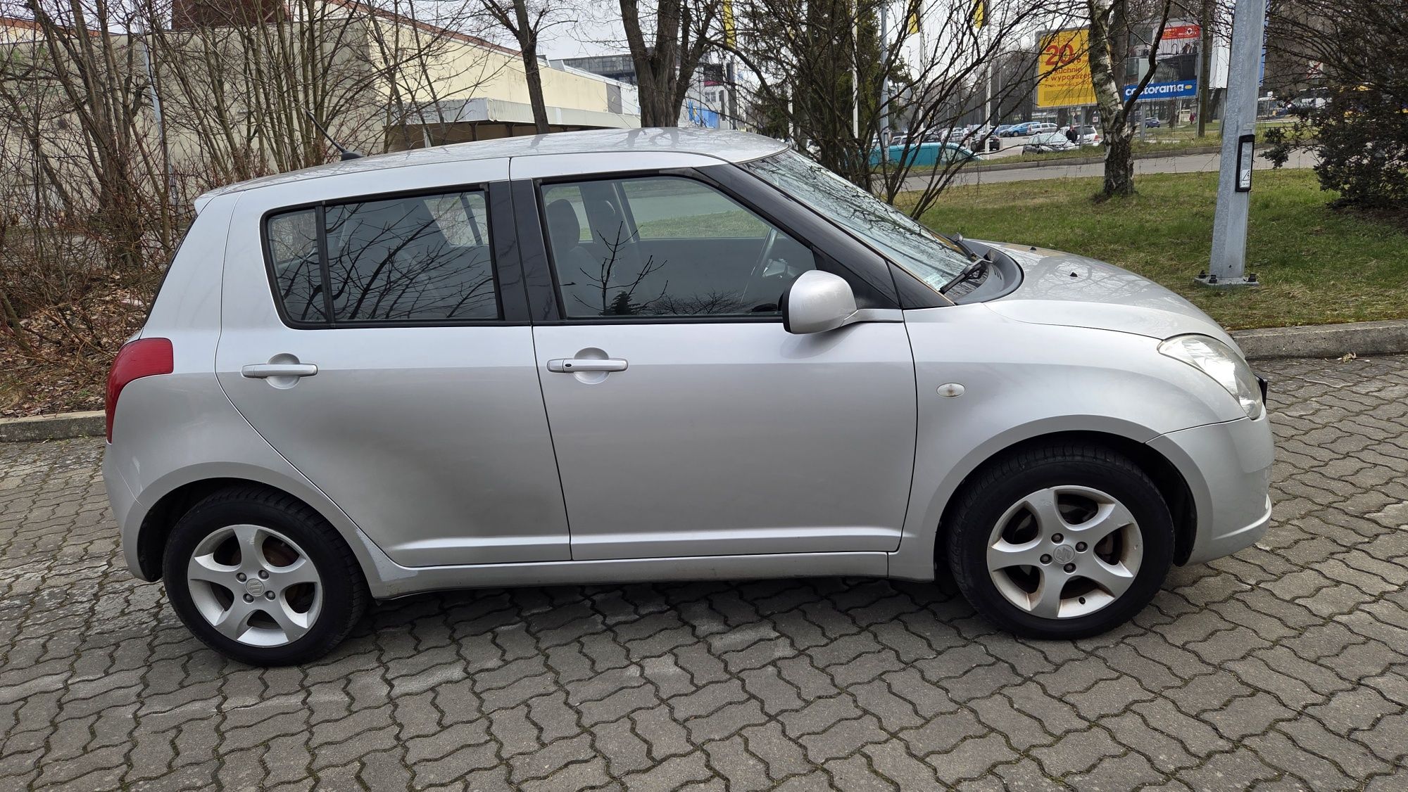 Suzuki Swift 1.3 4x4 Bogata wersja