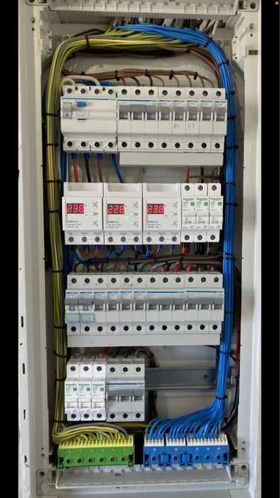 Електрик Послуги електрика.Терміновий виклик електрик