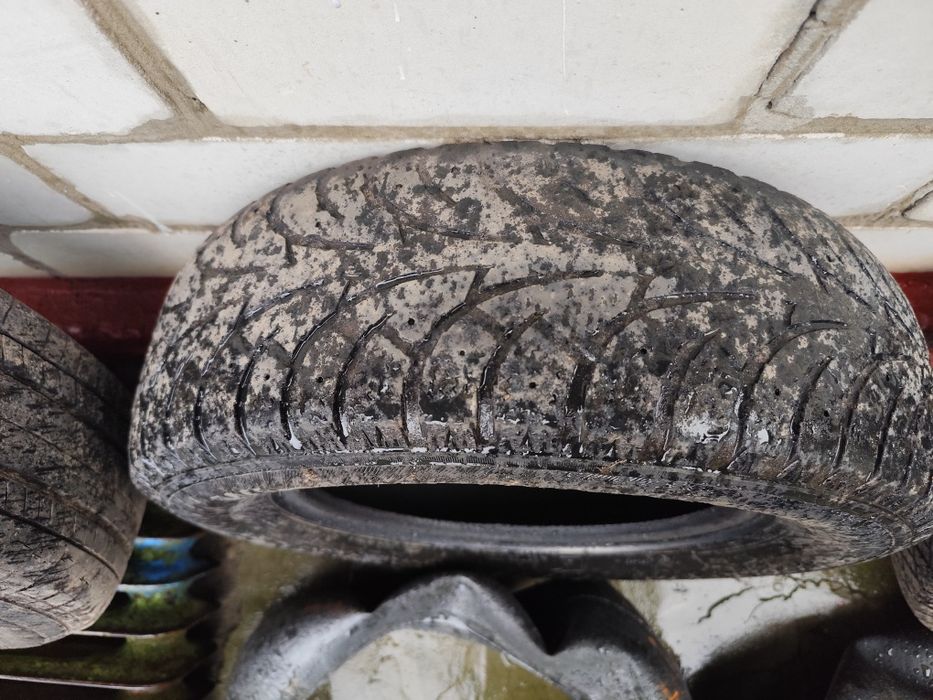 Продам резину і диски на 13