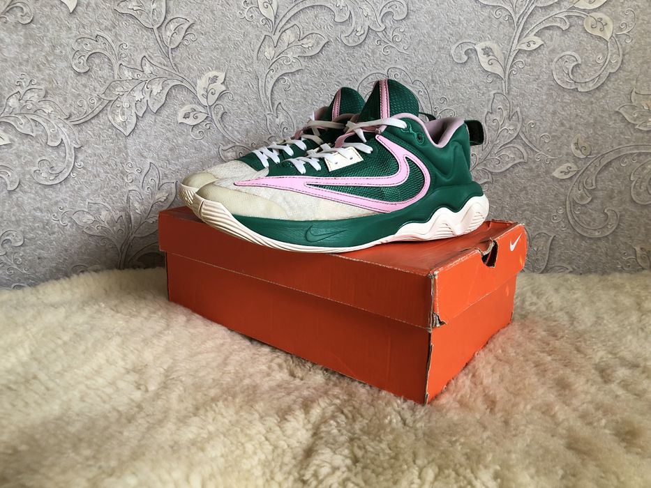 Кросівки Nike Giannis Immortality баскетбол 42 41,5 41 26,5 26