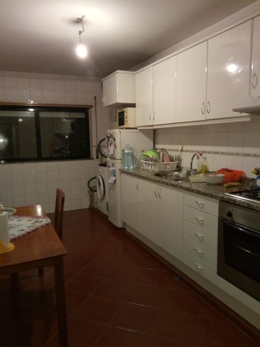 Quarto em braga para arrendar!