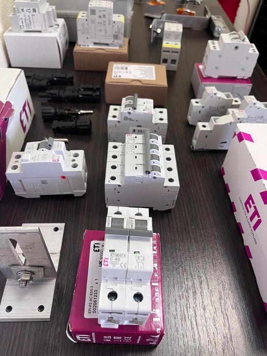 Автоматичний вимикач ЕТІ єті, розподільчий щит