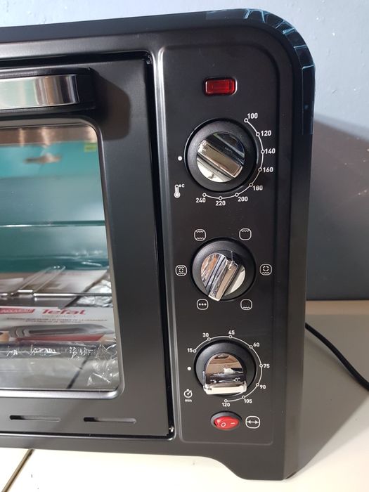 Nowy Piekarnik Moulinex  39 l czarny