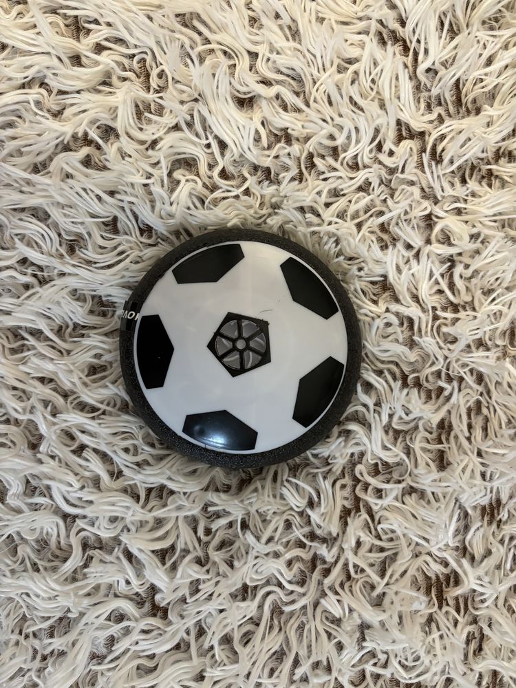 Unosząca się piłka HOVER BALL z diodami