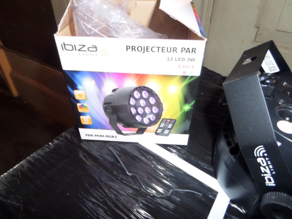 Vende-se projector led 12 x 3W