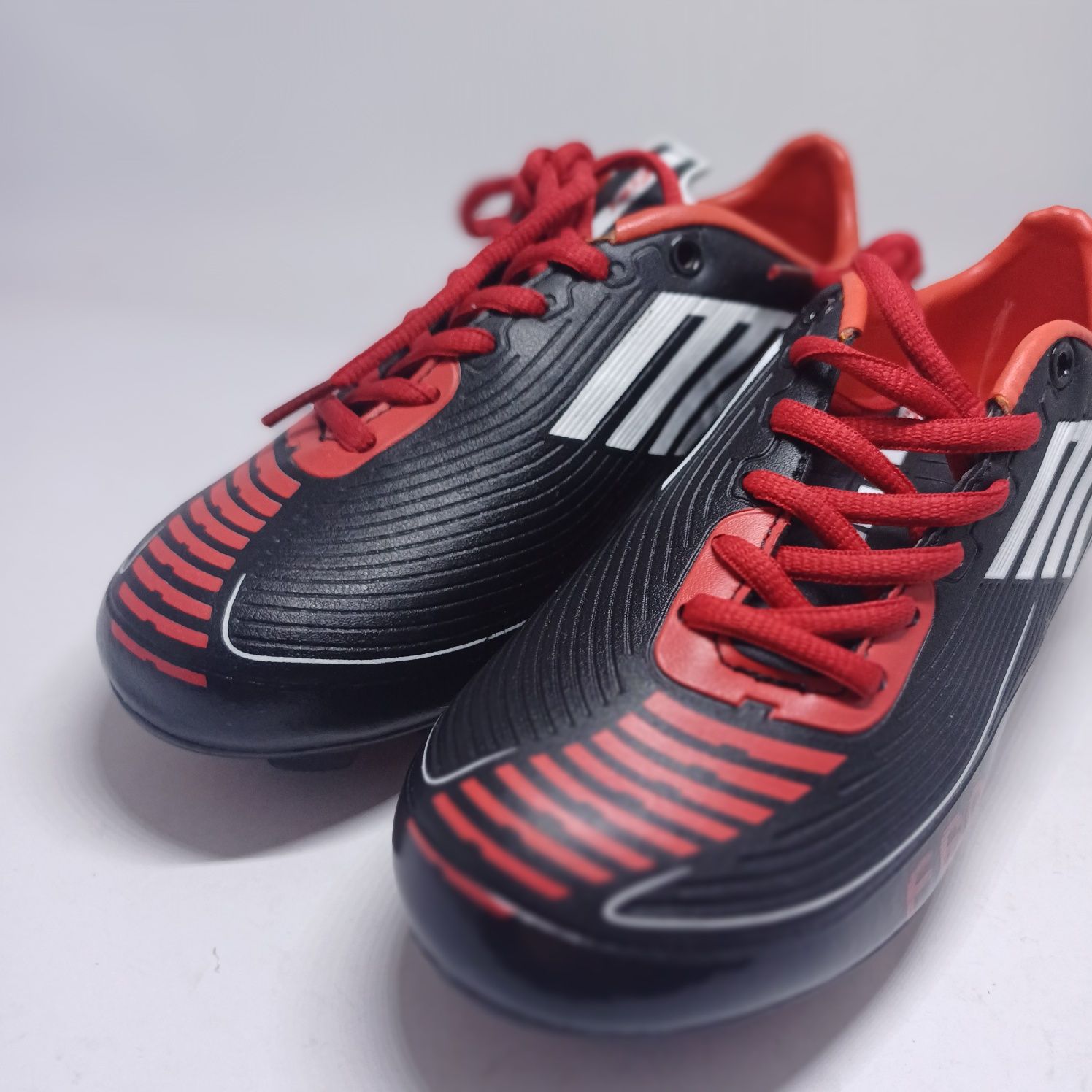 Nowe buty sportowe korki roz wkładka  23 cm  wyprzedaż