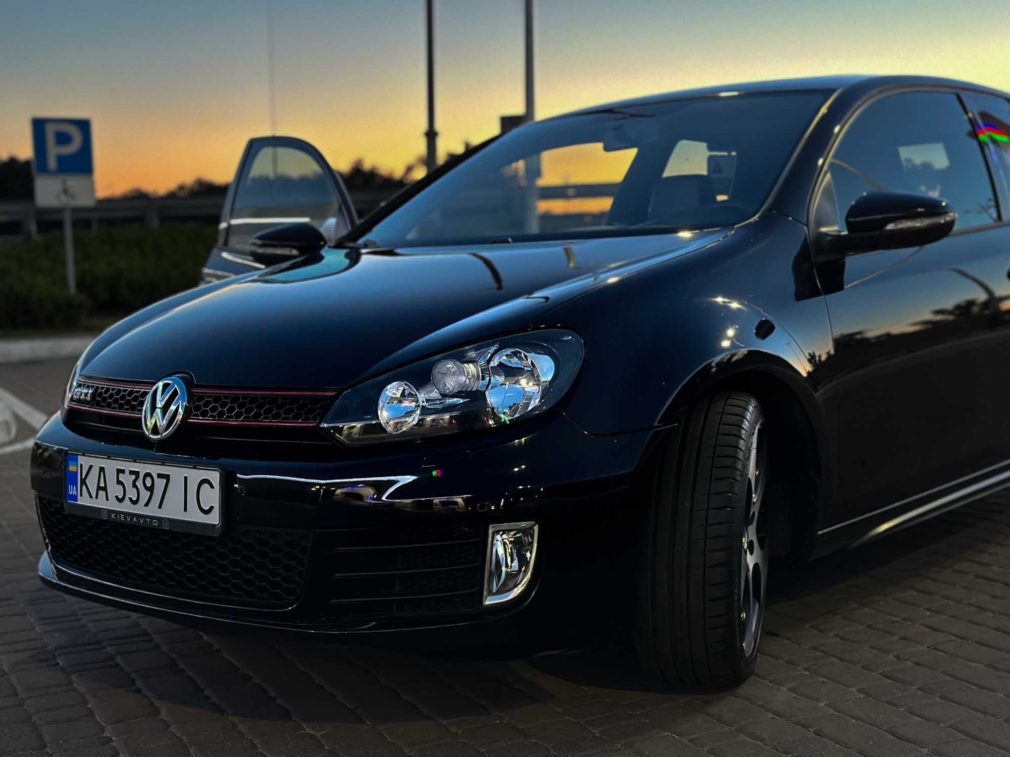 Volkswagen Golf GTI 6