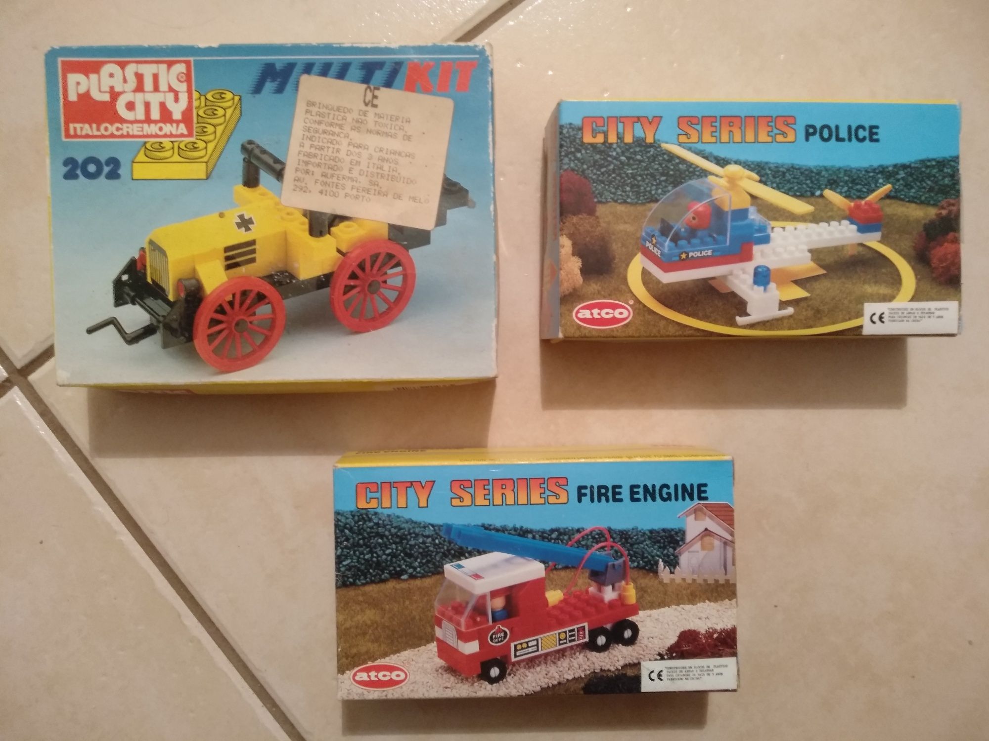 3 Jogos selados tipo Lego dos anos 80