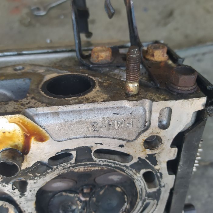 ГБЦ головка блока циліндрів Honda Civic MK7 1.4 16V (D14Z6).