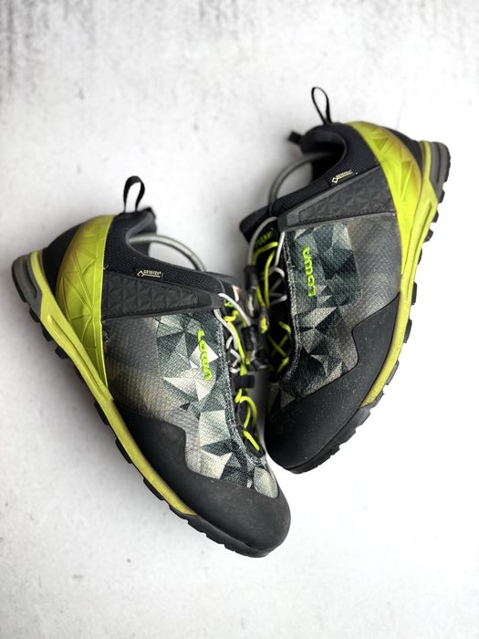 Черевики чоловічі Lowa Gore-Tex  42(27)