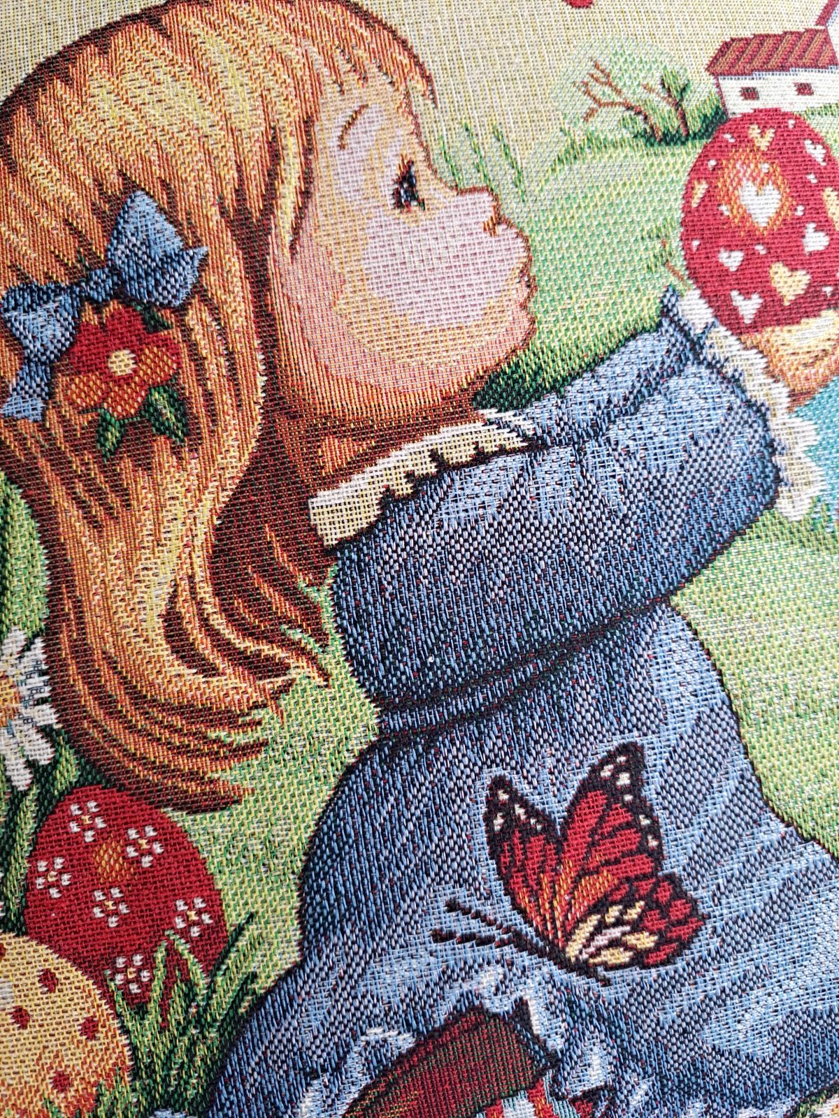 Poszewka Wielkanocna V50 z dziewczynką gobelinowa poszewka na jaśka