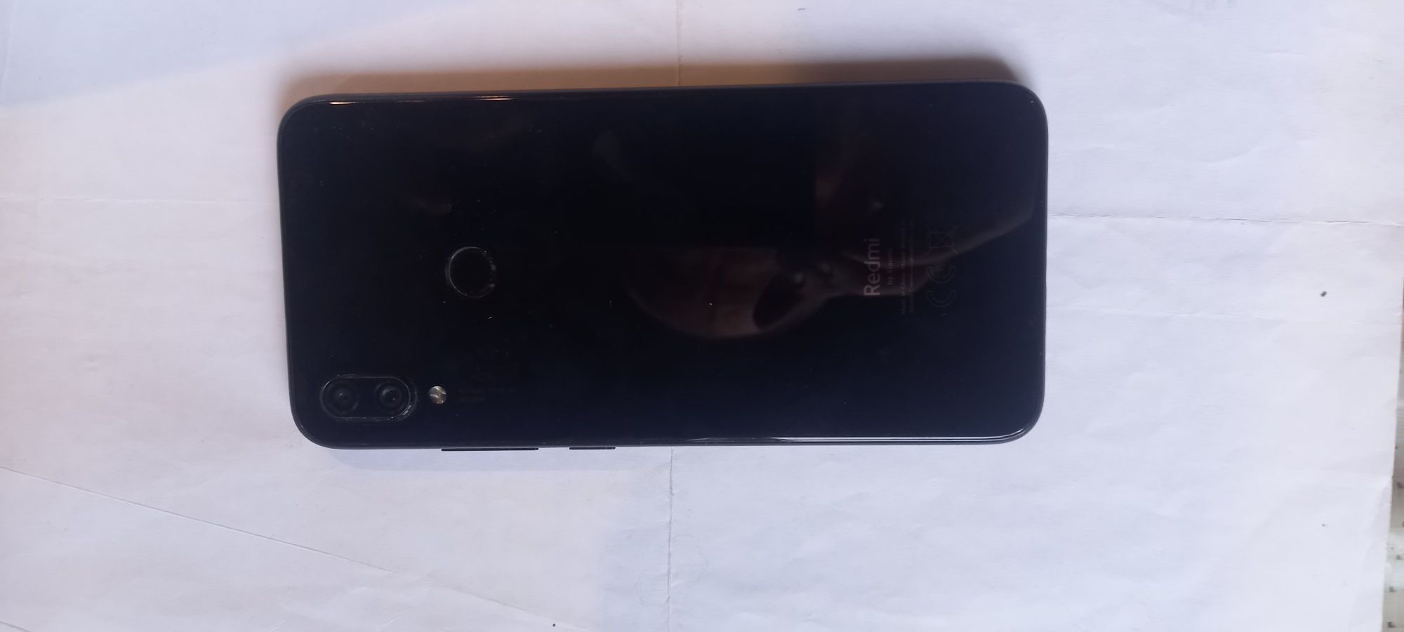 Продам  Redmi Note 7 4gb ram 64 rom