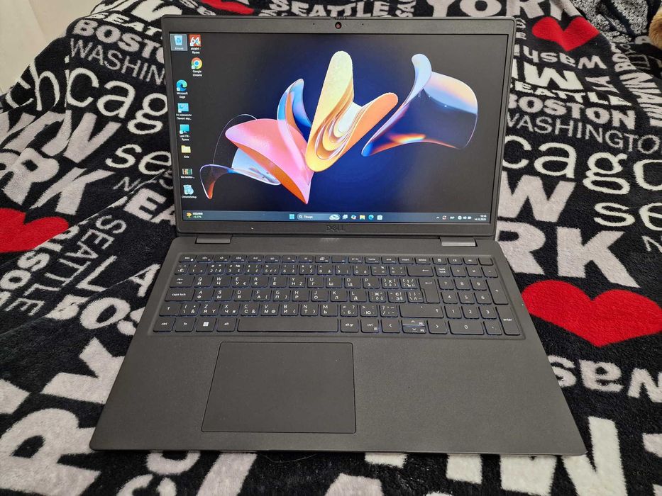 Dell 15 3520/Full IPS/Core i5-1135G7/8GB/256SSD/Iris® Xe 4GB