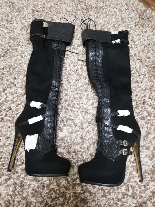 Ботфорты, сапоги на шпильке