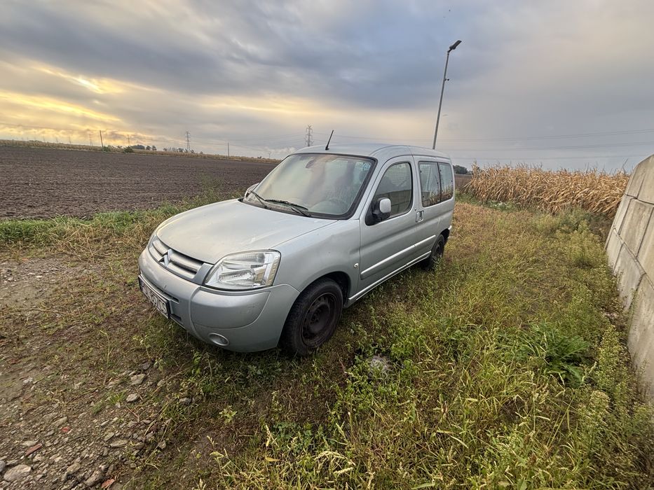 Citroen berlingo 2.0 hdi, uszkodzony silnik, kręci / nie pali