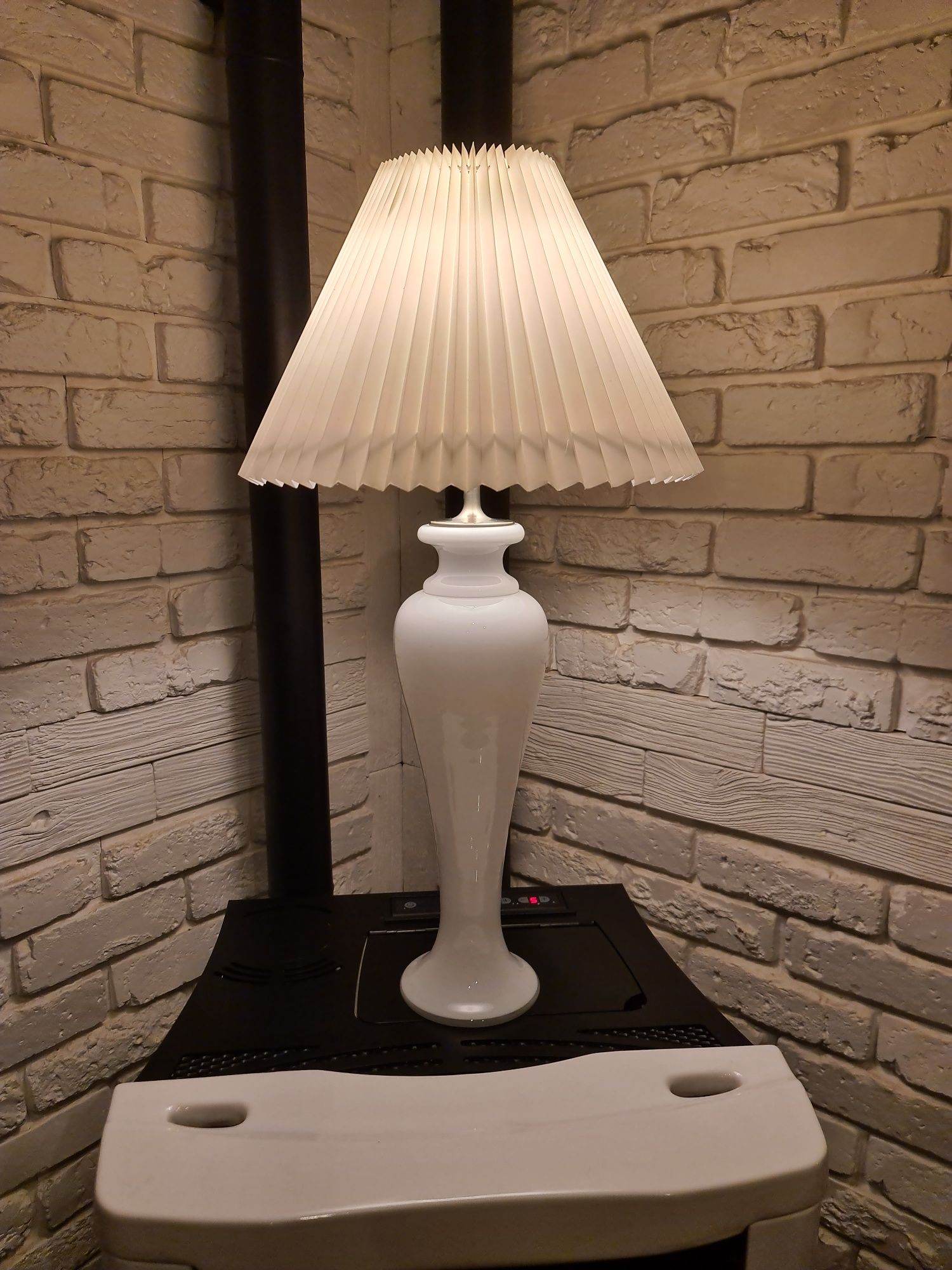Duńska lampa vintage Holmegaard szkło opalowe