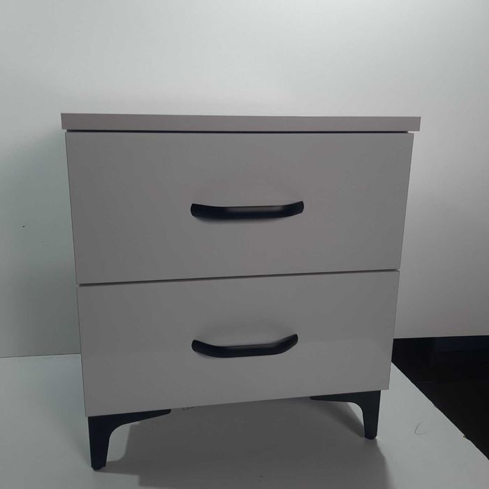 Комод та приліжкові тумби з ДСП нові