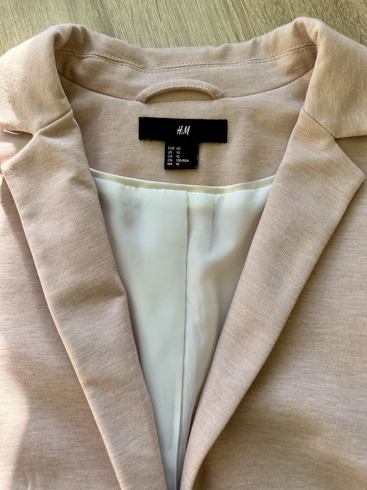 Жіночий піджак H&M р.М