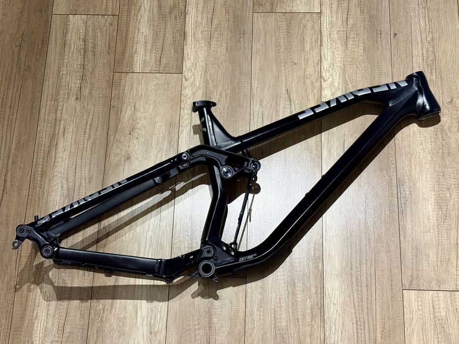 Rama Ns Define AL160 pęknięta (trek canyon clash frs snabb)