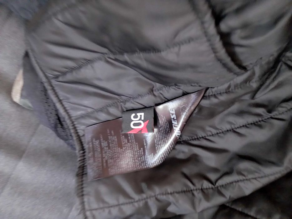 Blusão Daynese pouco uso