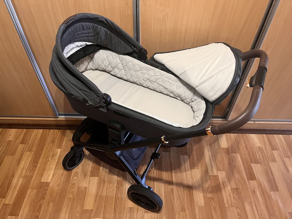 коляска Carrello Epica 3 в 1