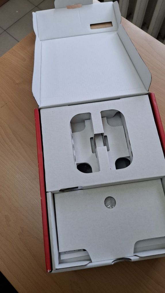 Nintendo Switch pudełko
