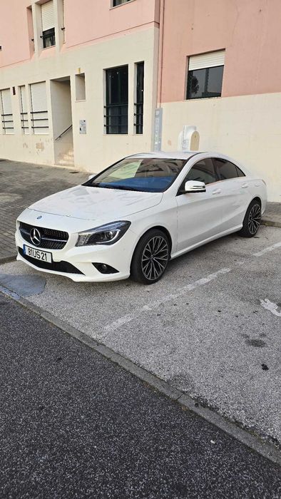 Urgente Mercedes  CLA 180
