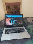 Laptop Asus
Processador Intel i5
12GB Memoria Ram
256GB SSD