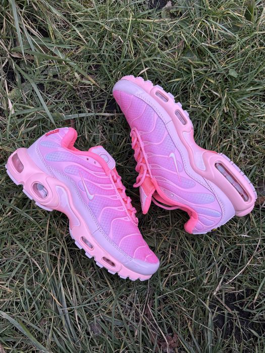 Жіночі кросівки Nike Tn pink 37-41