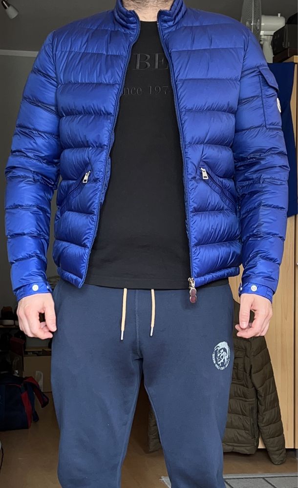 Kurtka Moncler Agay Rozmiar 4 (L/XL)