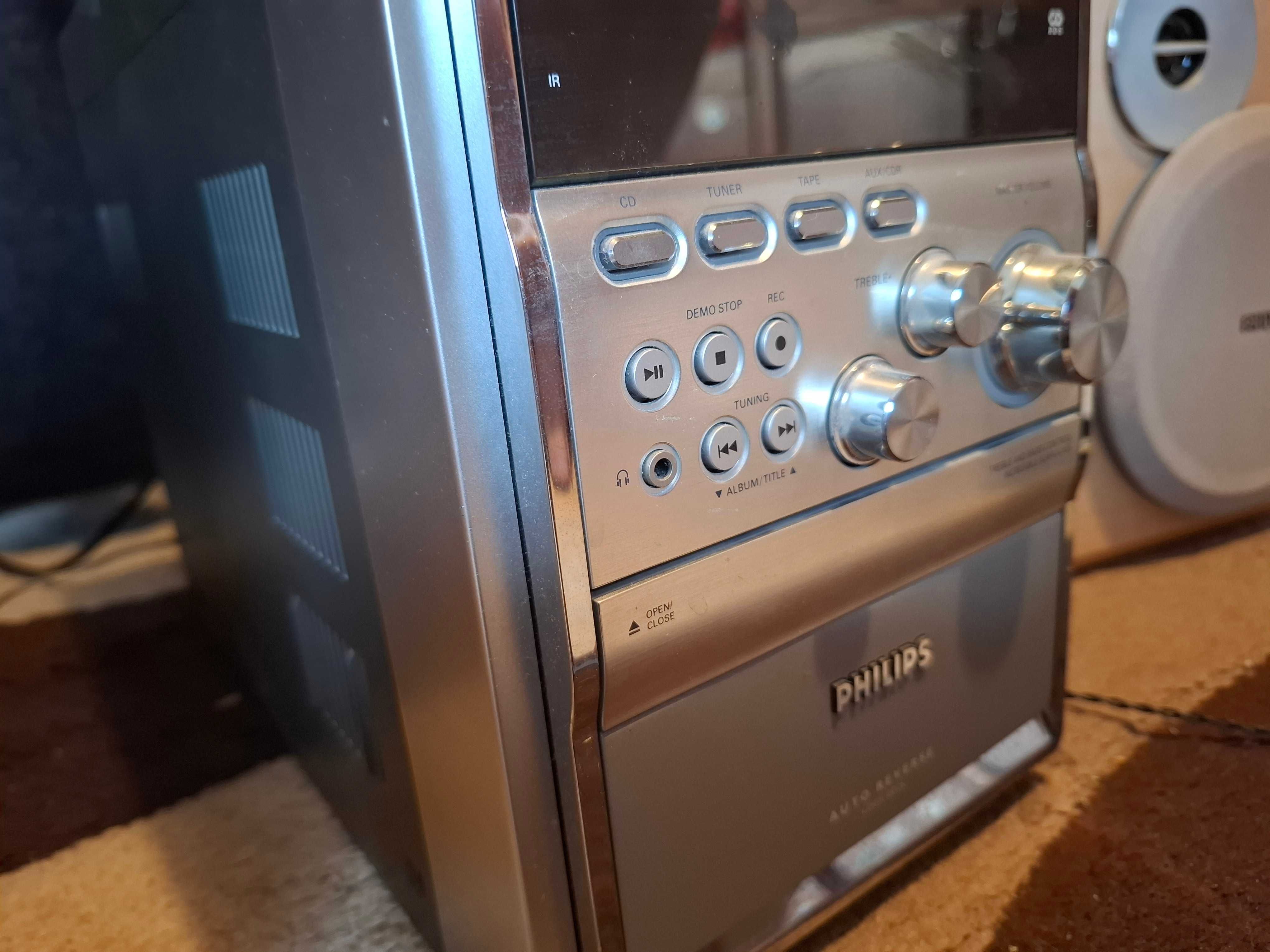 Mikro wieża Philips MCM9 + antena + 2 kolumny