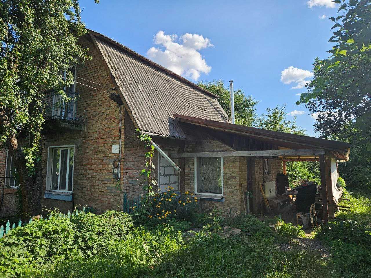 Продаж пів будинку в м. Боярка, вул. Коновальця, 75 м2.