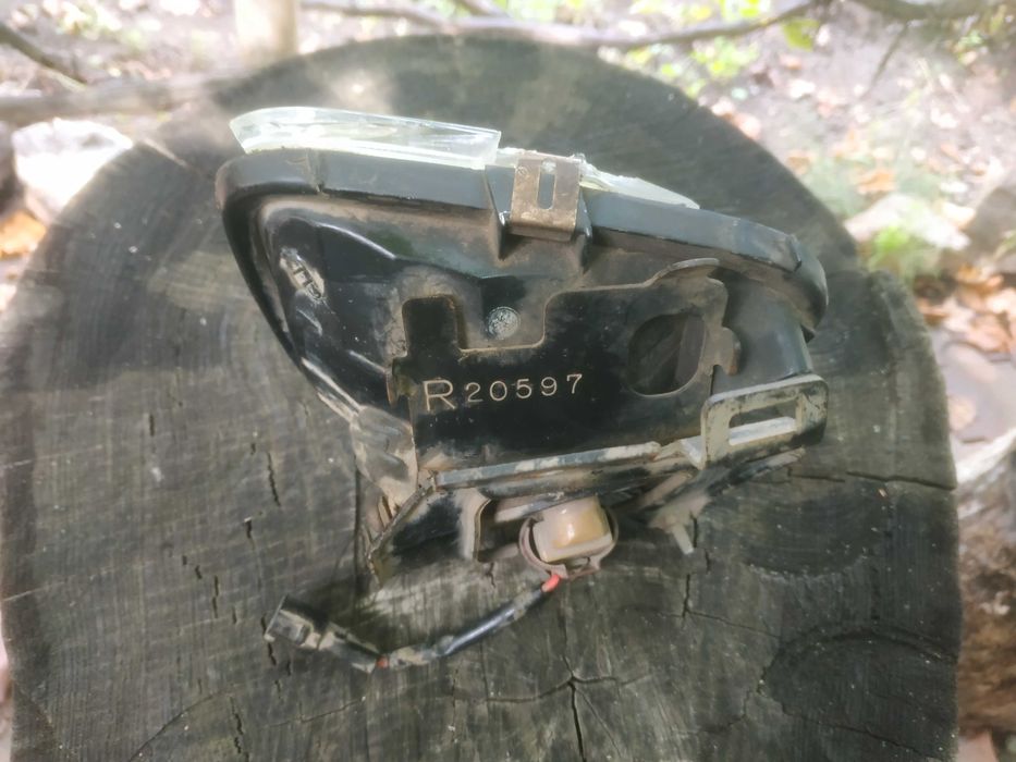 Решетка на противотуманки SUBARU FORESTER (S10, SF) 1997