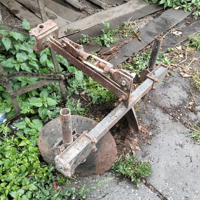 Продам мототрактор зі всіма обладнаннями