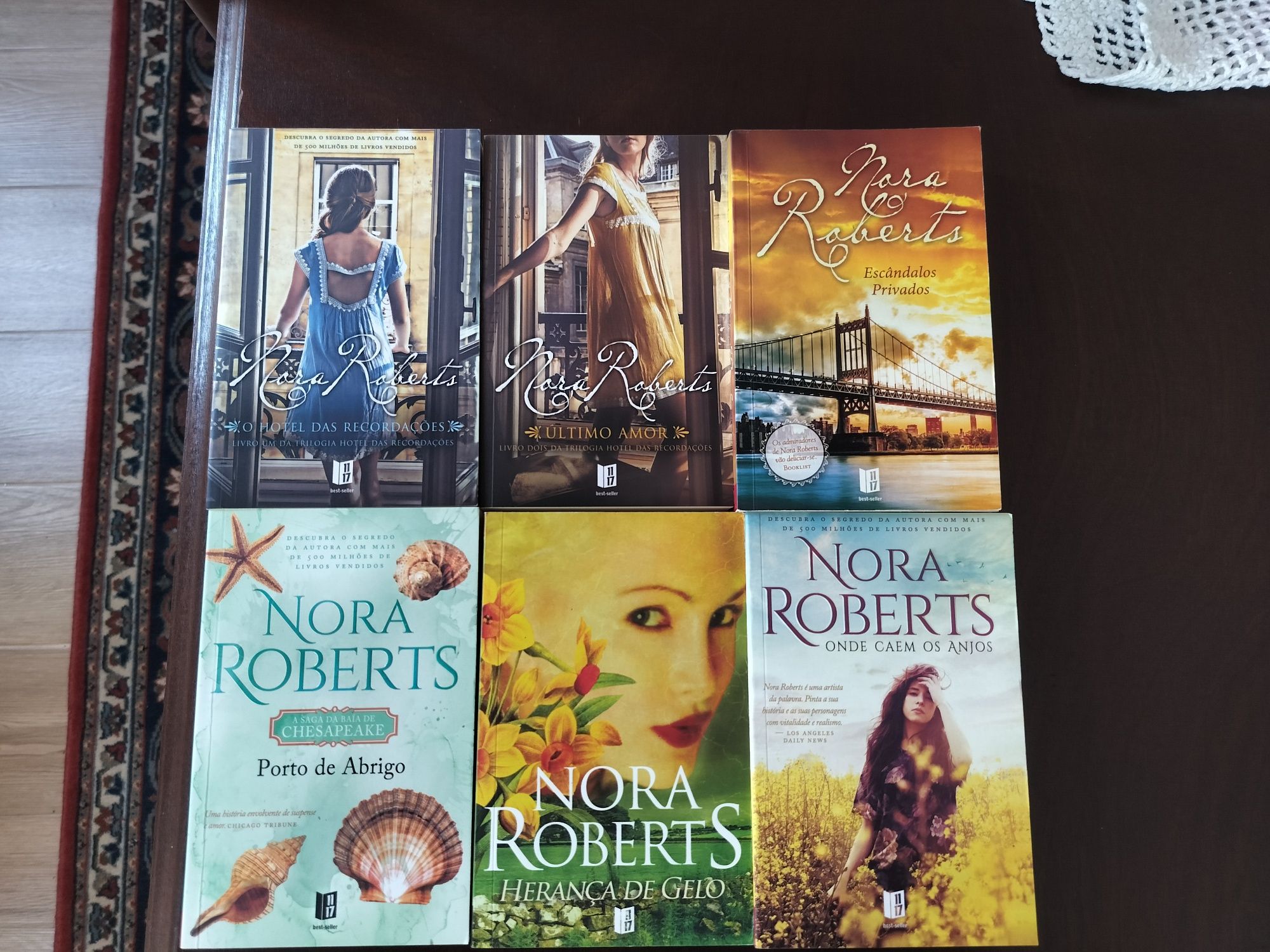 Vendo Livros de Bolso Nora Roberts
