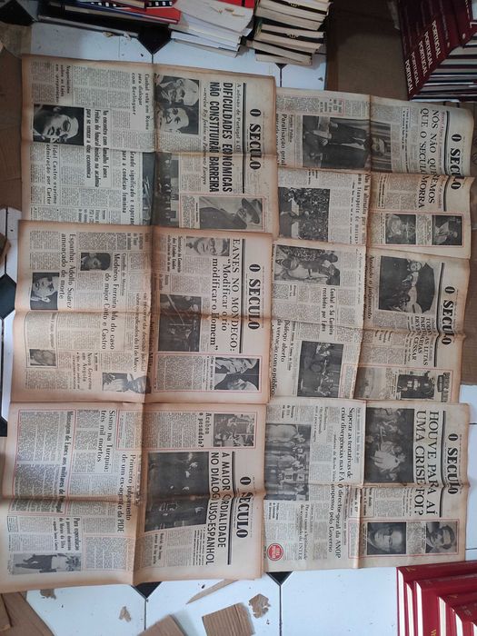 30 Jornais O Século de 1976 e 1977
