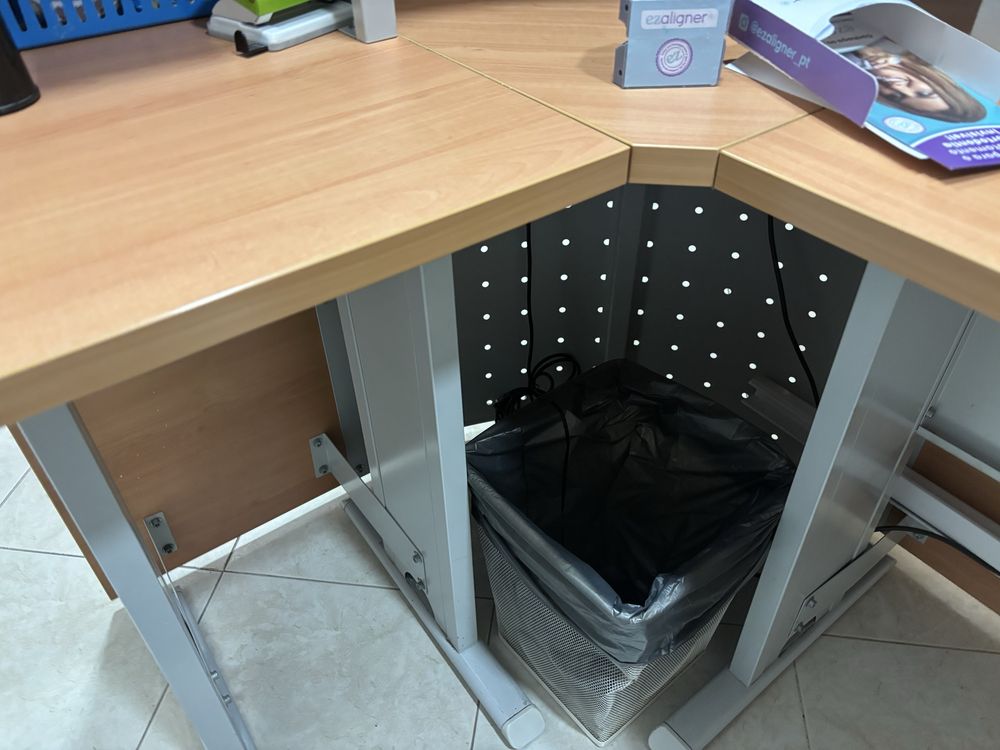 Balcão de recepção de escritórios/ clinicas